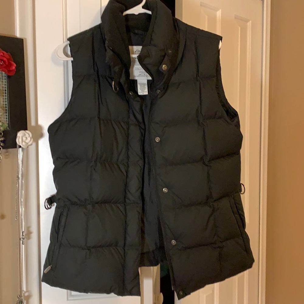 Eddie Bauer Ladies Sleeveless Puffer Vest